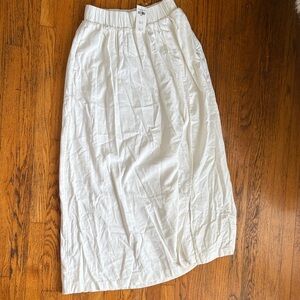 Abercrombie & Fitch Cream Maxi Skirt